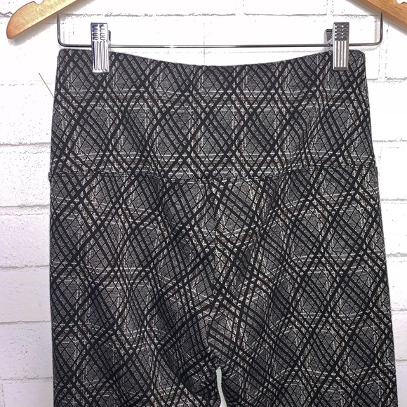 LYSSE | Signature Lattice Print Leggings Small - Picture 7 of 9